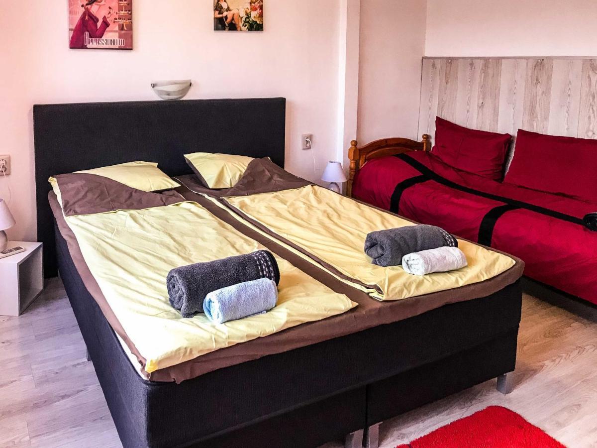 Red House Leilighet Veliko Tŭrnovo Eksteriør bilde