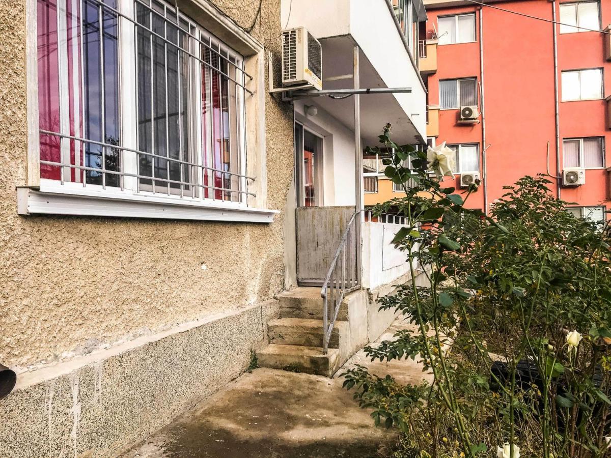 Red House Leilighet Veliko Tŭrnovo Eksteriør bilde